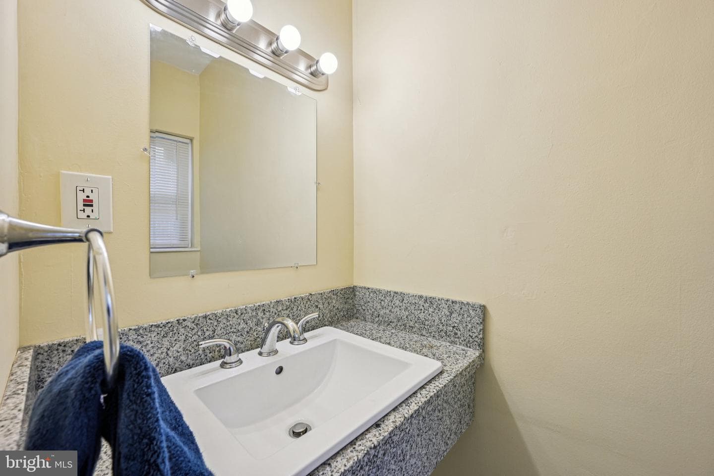 6231 Lansdowne Avenue photo 31