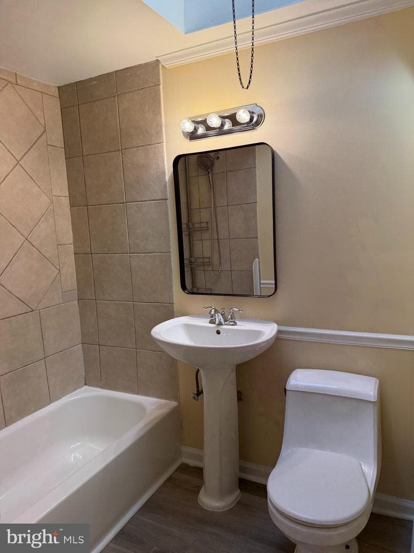 3503 Churchill Ln photo 9