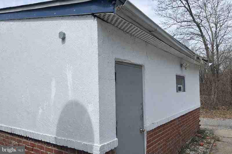 4828 E Roosevelt Blvd photo 8