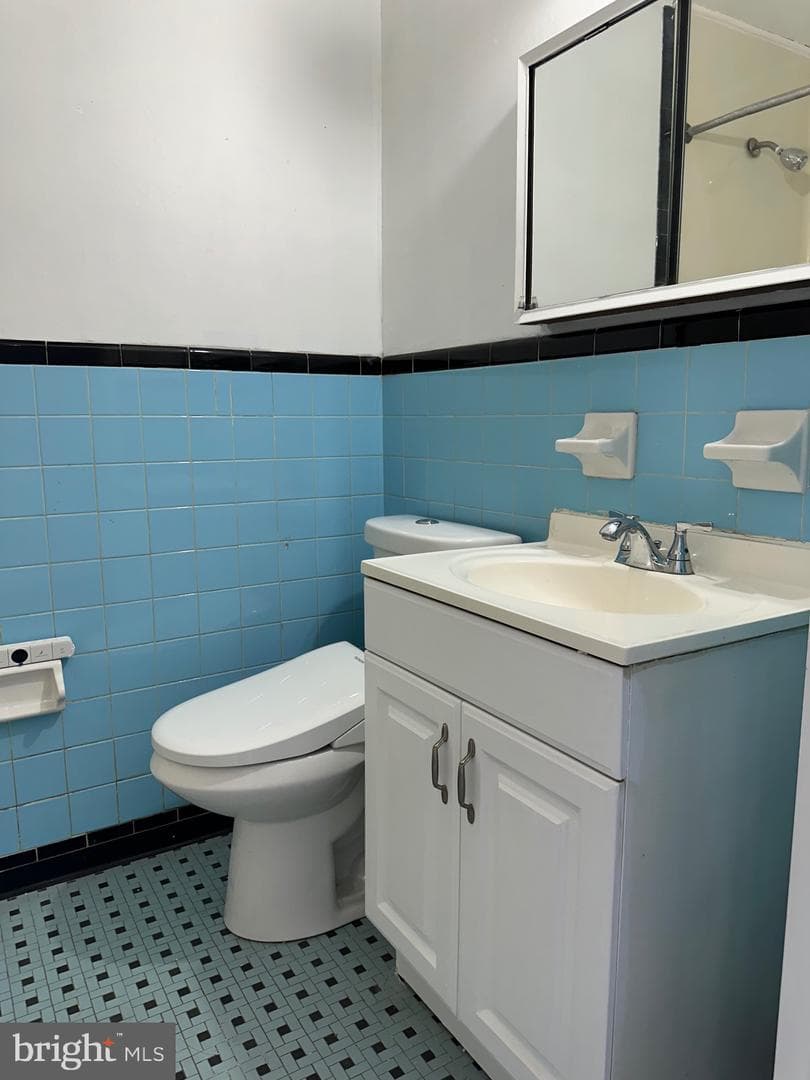 2822 S 64th Street photo 17