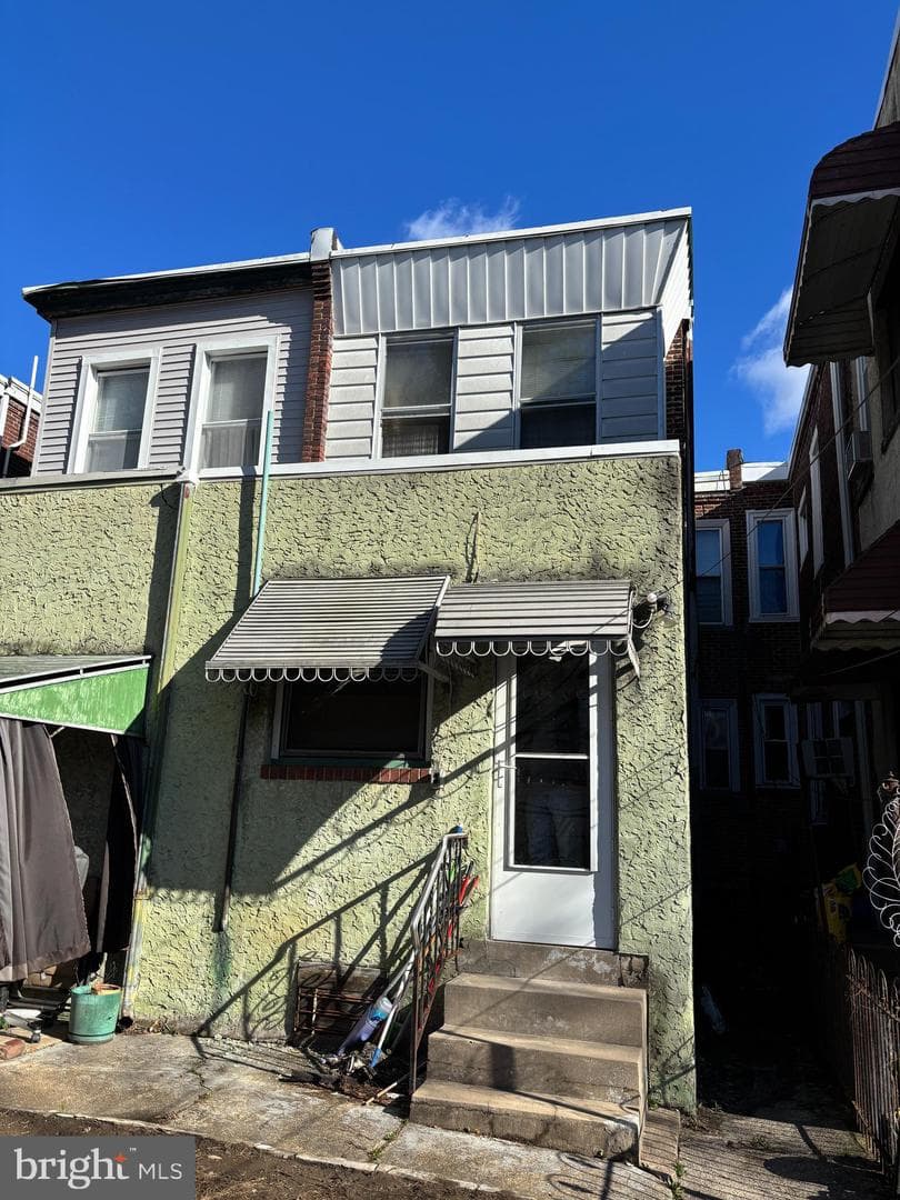 2328 W Cumberland Street photo 7