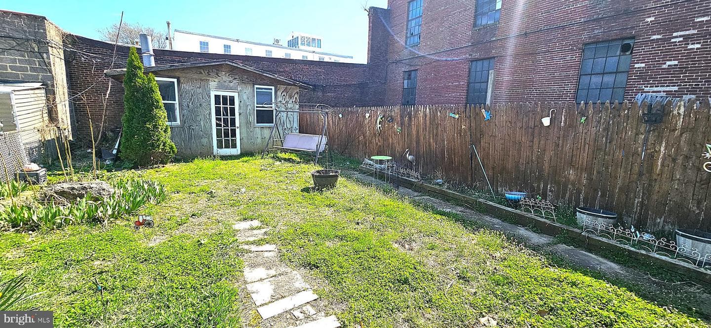 4535 Hedge Street photo 21