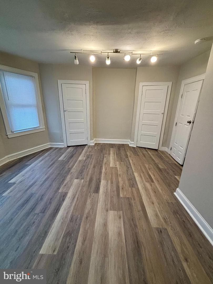 441 W Raymond Street photo 14