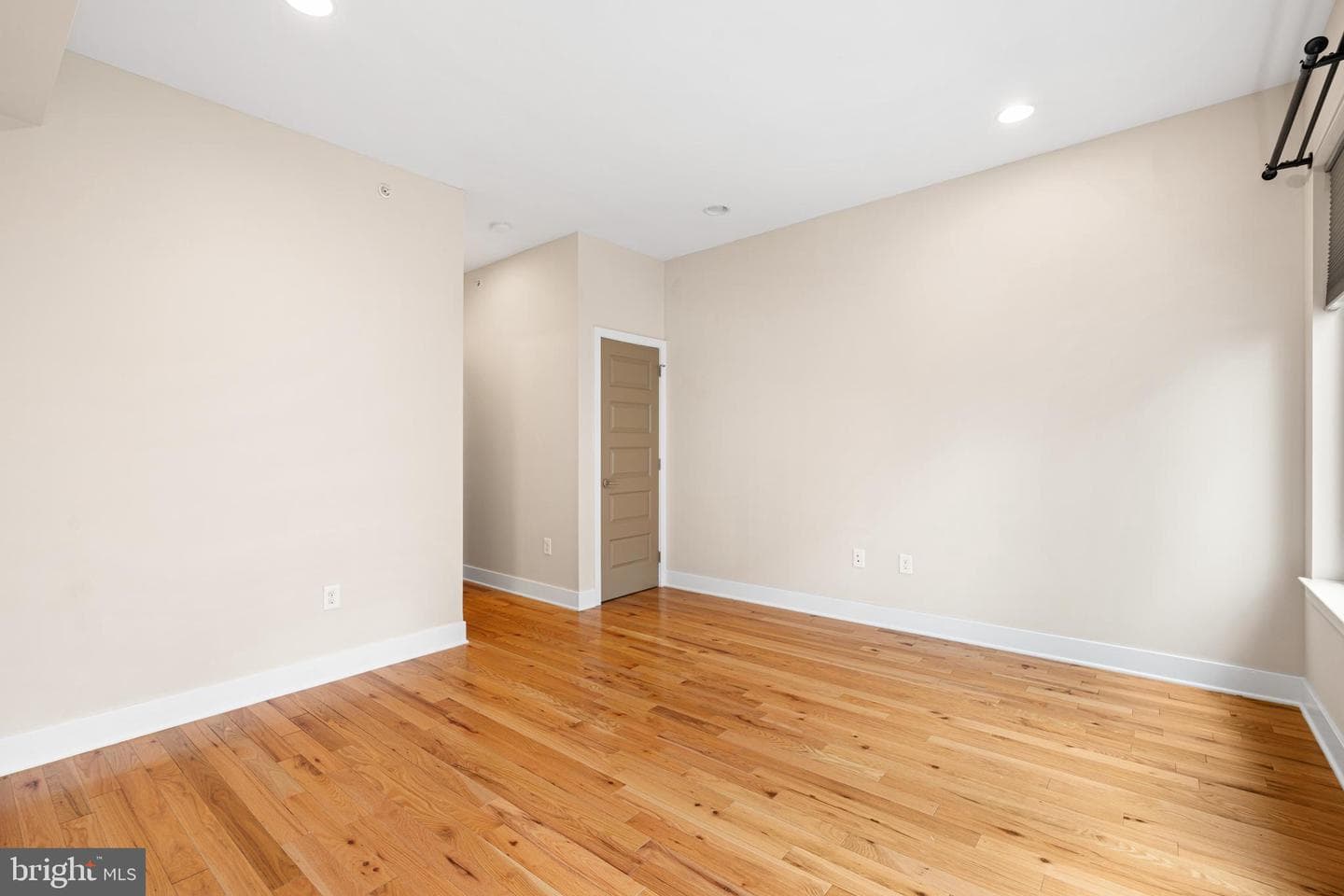 1625 Ogden Street #b photo 18