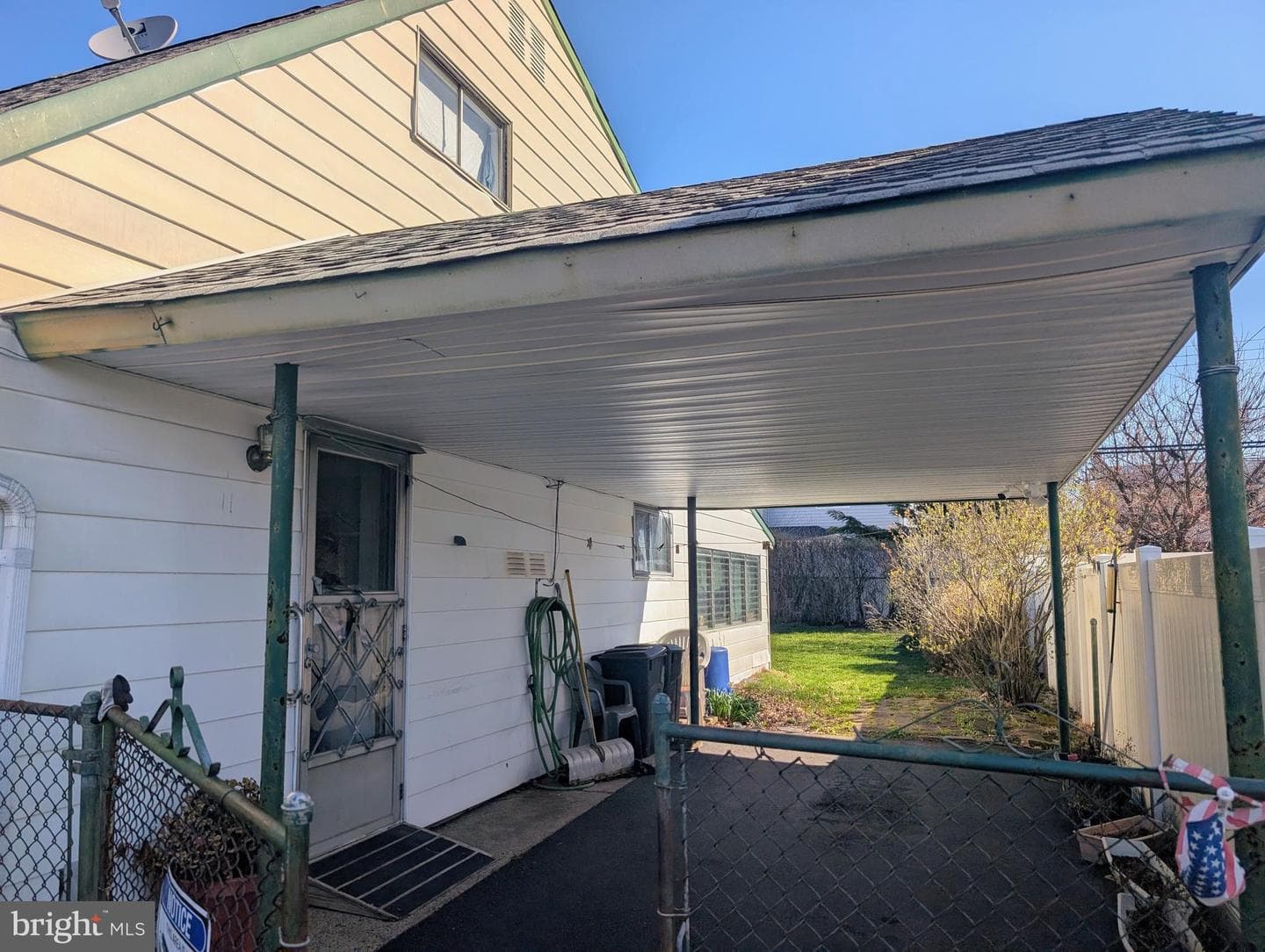2873 Comly Road photo 2