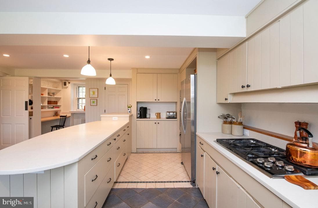 8830 Towanda Street/ Aka 505 W.Chestnut Hill Avenue photo 20