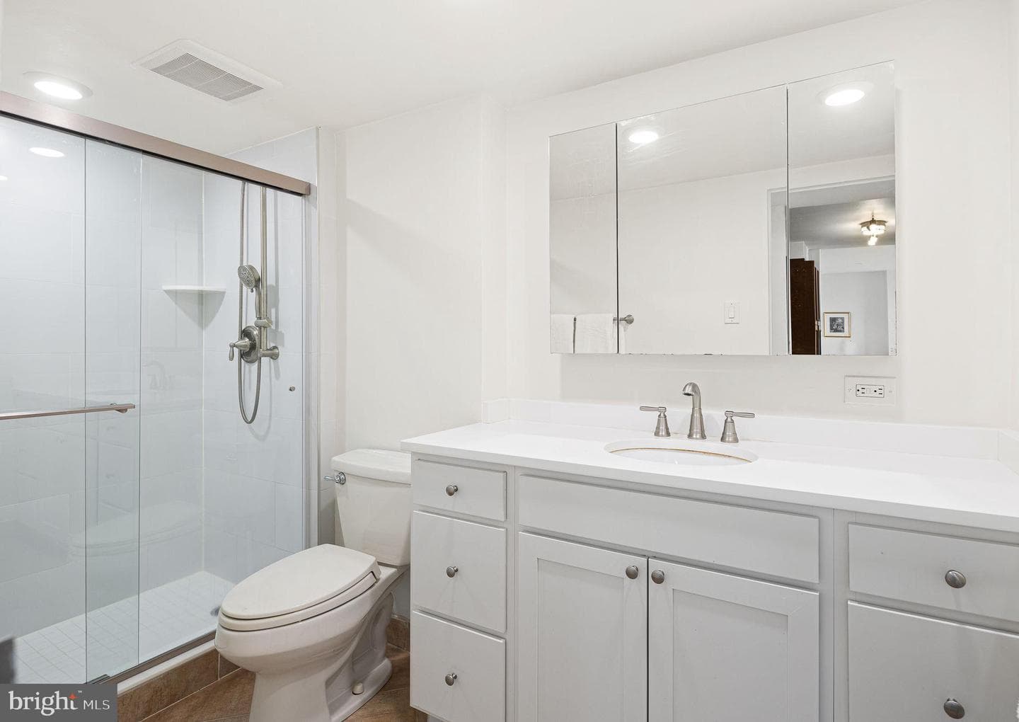 604 S Washington Square S #3007 photo 12