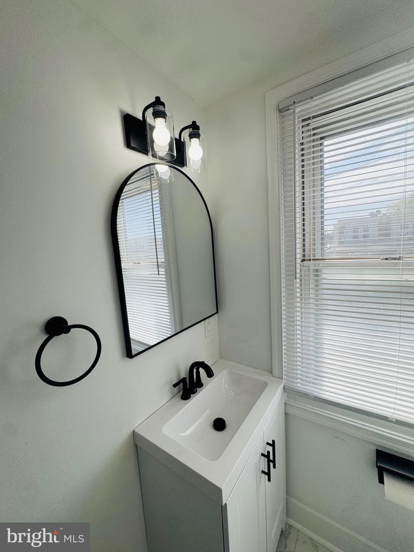 485 Robbins Street photo 35
