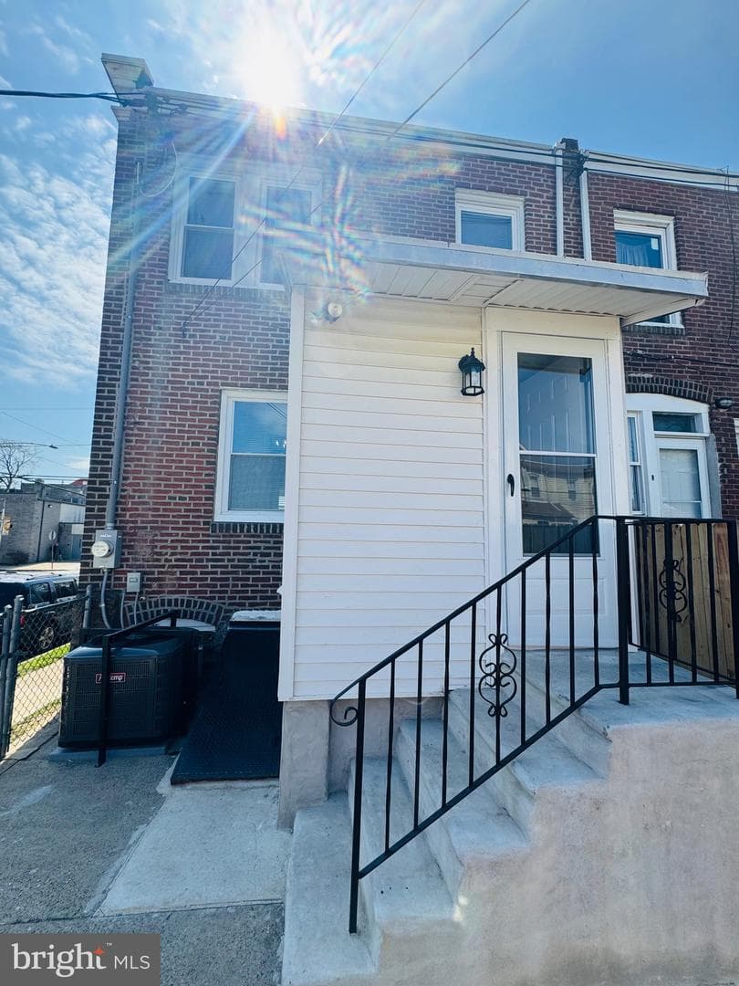 485 Robbins Street photo 57