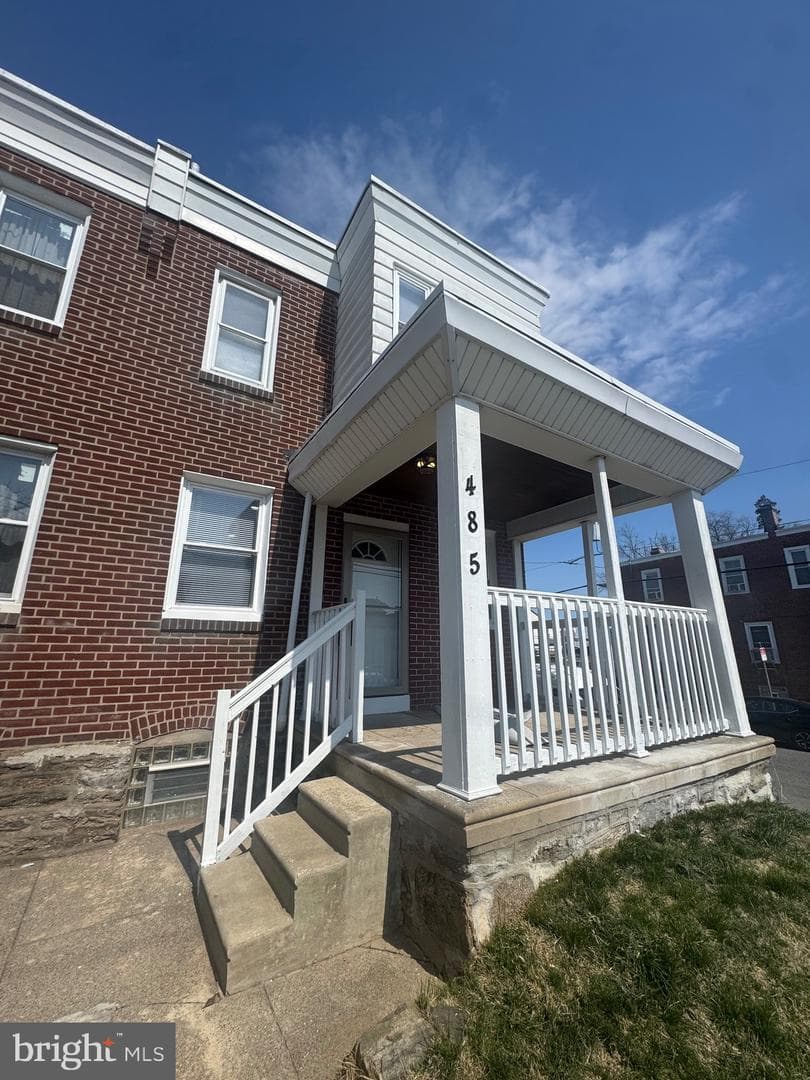 485 Robbins Street photo 64