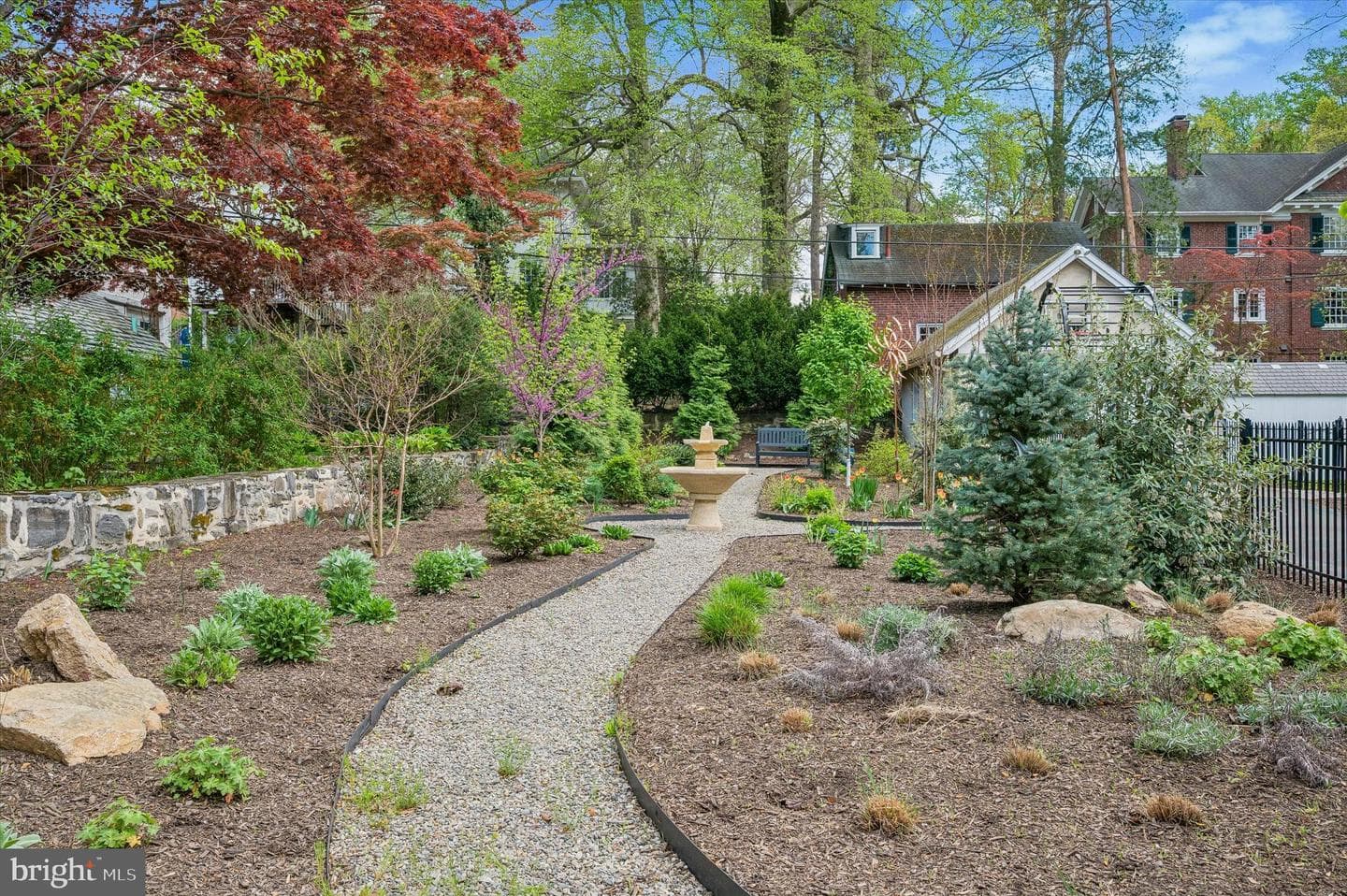 6482 Sherwood Road photo 46