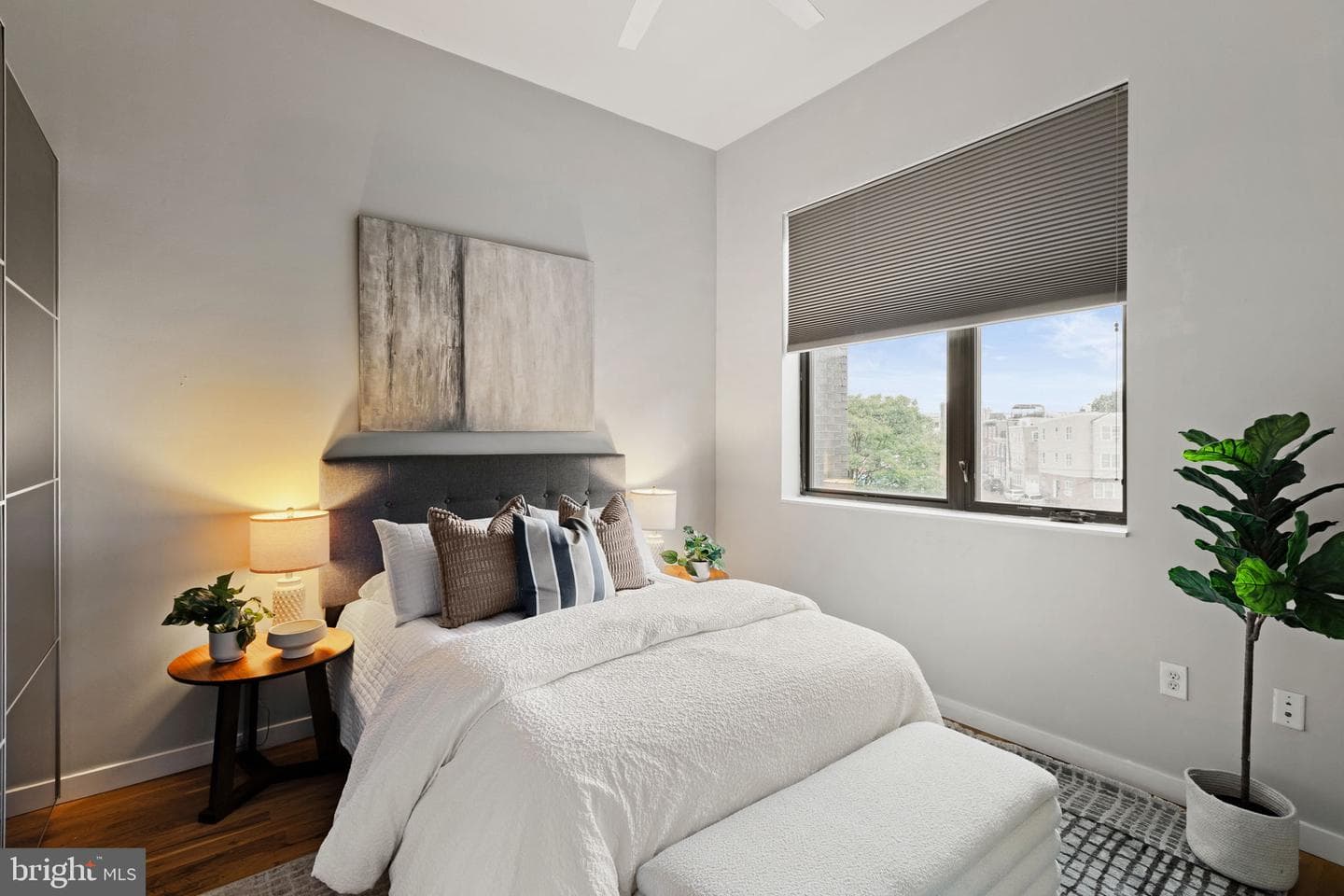 1720 Folsom Street #b photo 27