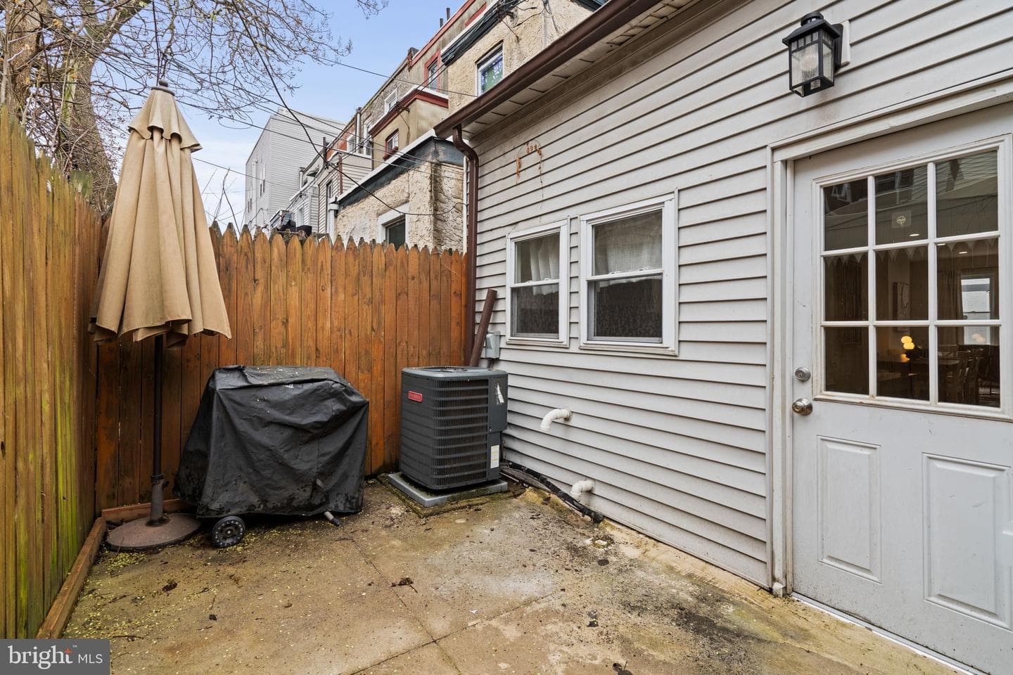 1331 N Newkirk St photo 25