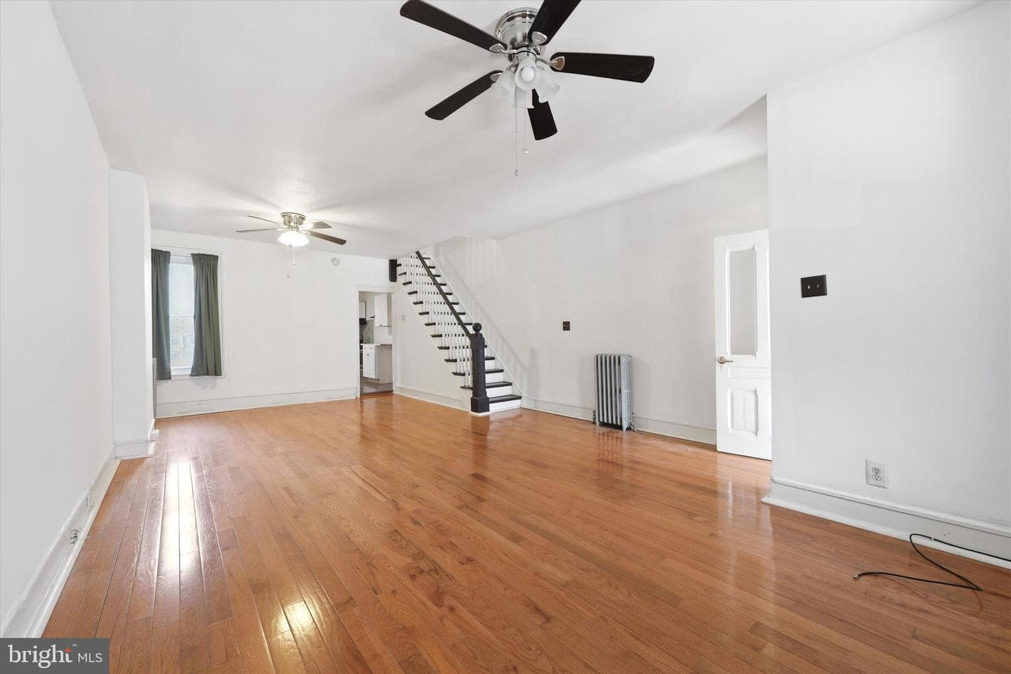 748 N Holly Street photo 2