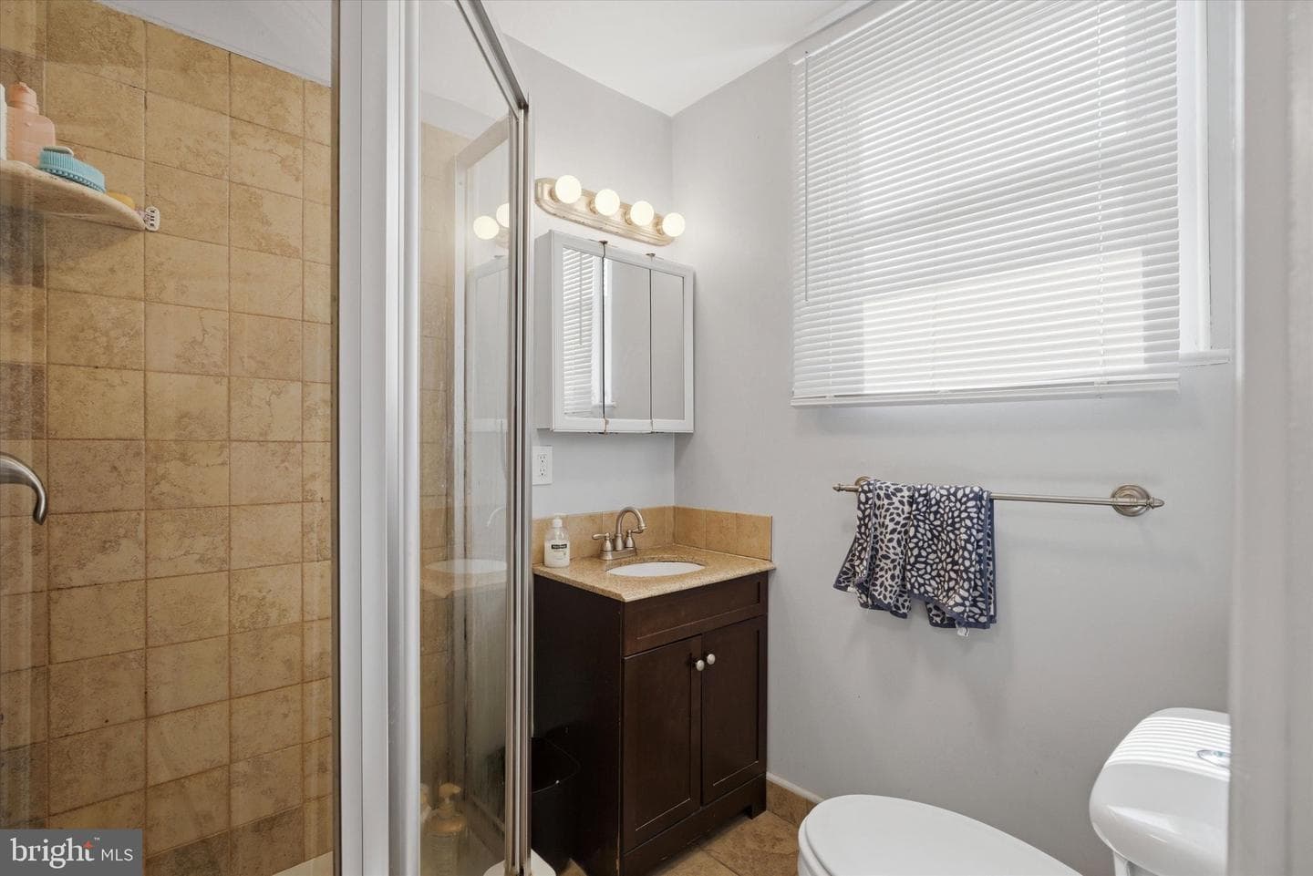 106 W Salaignac Street photo 15