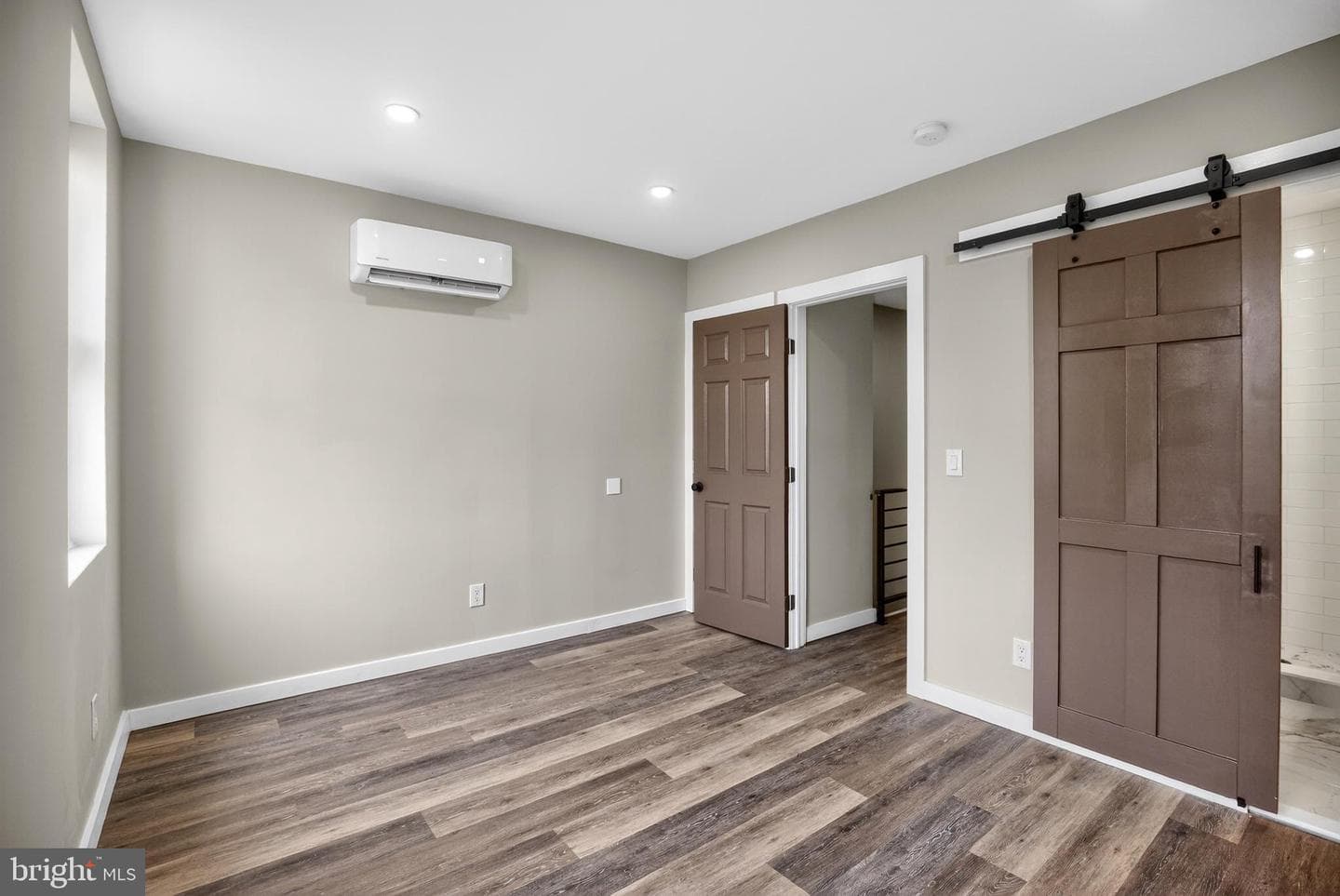 1351 S 46th Street photo 15