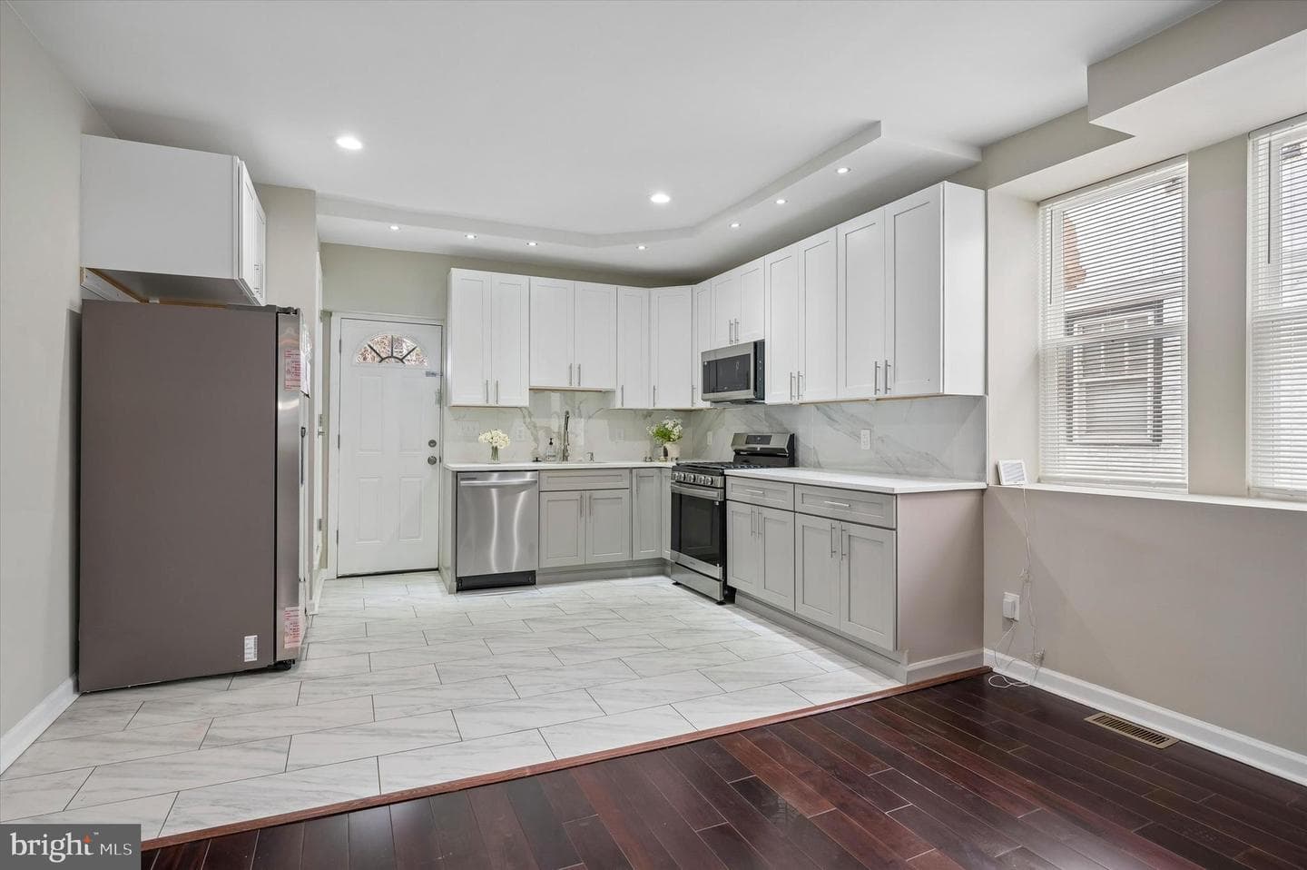 1426 Widener Place photo 9