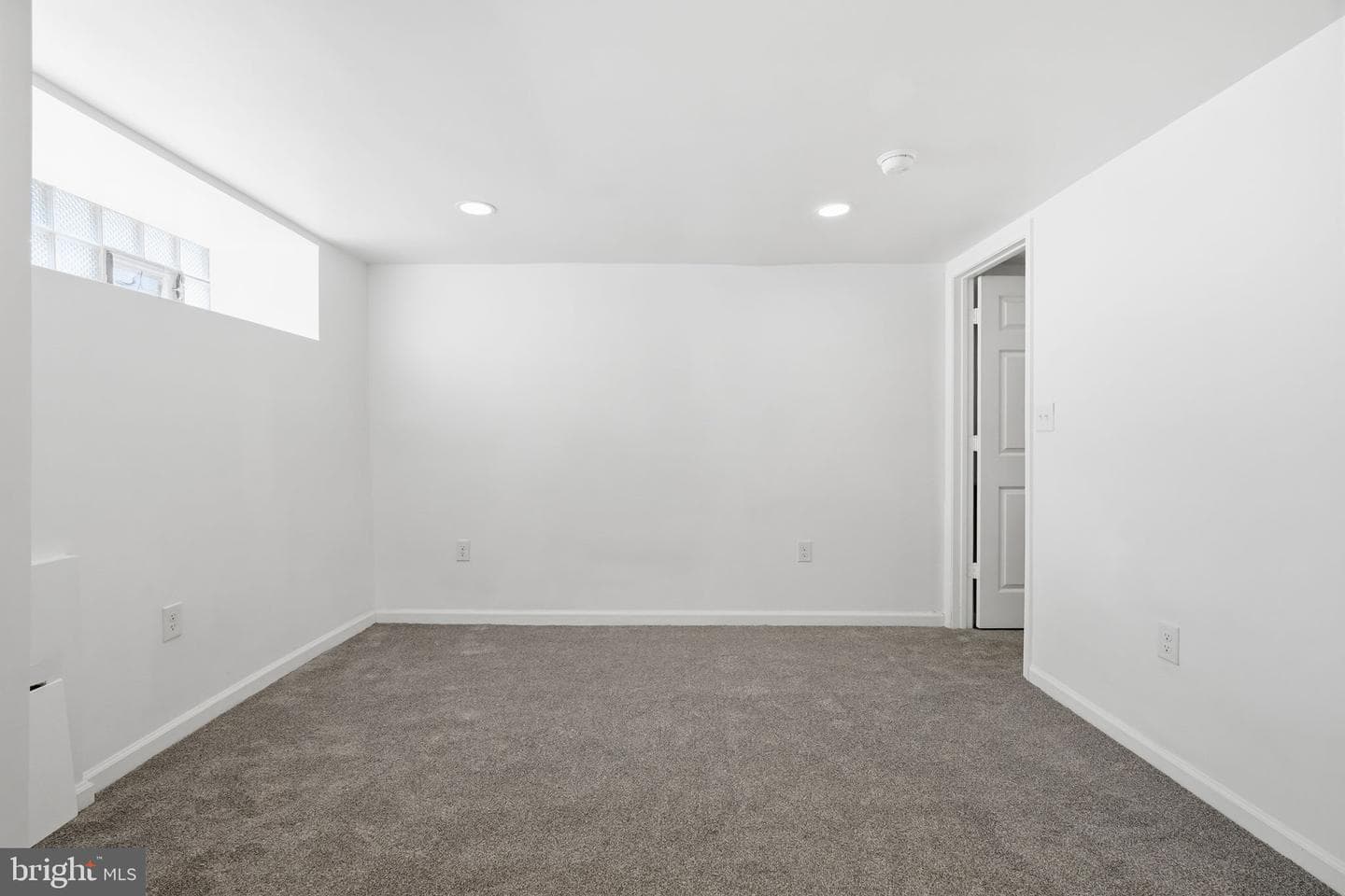 1757 Mohican Street photo 22