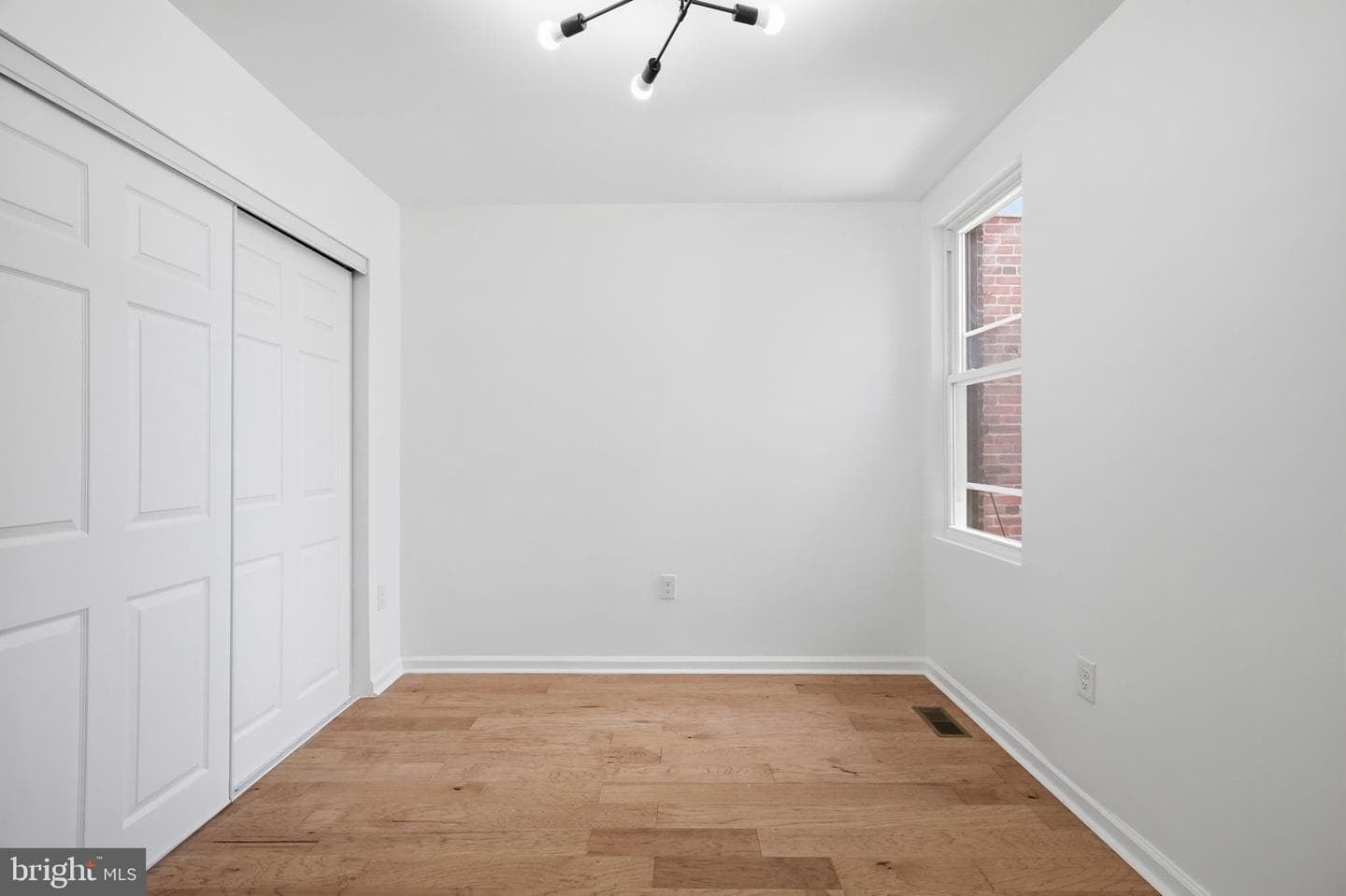 1757 Mohican Street photo 43