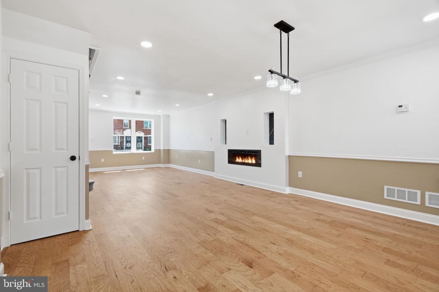 1757 Mohican Street photo 9