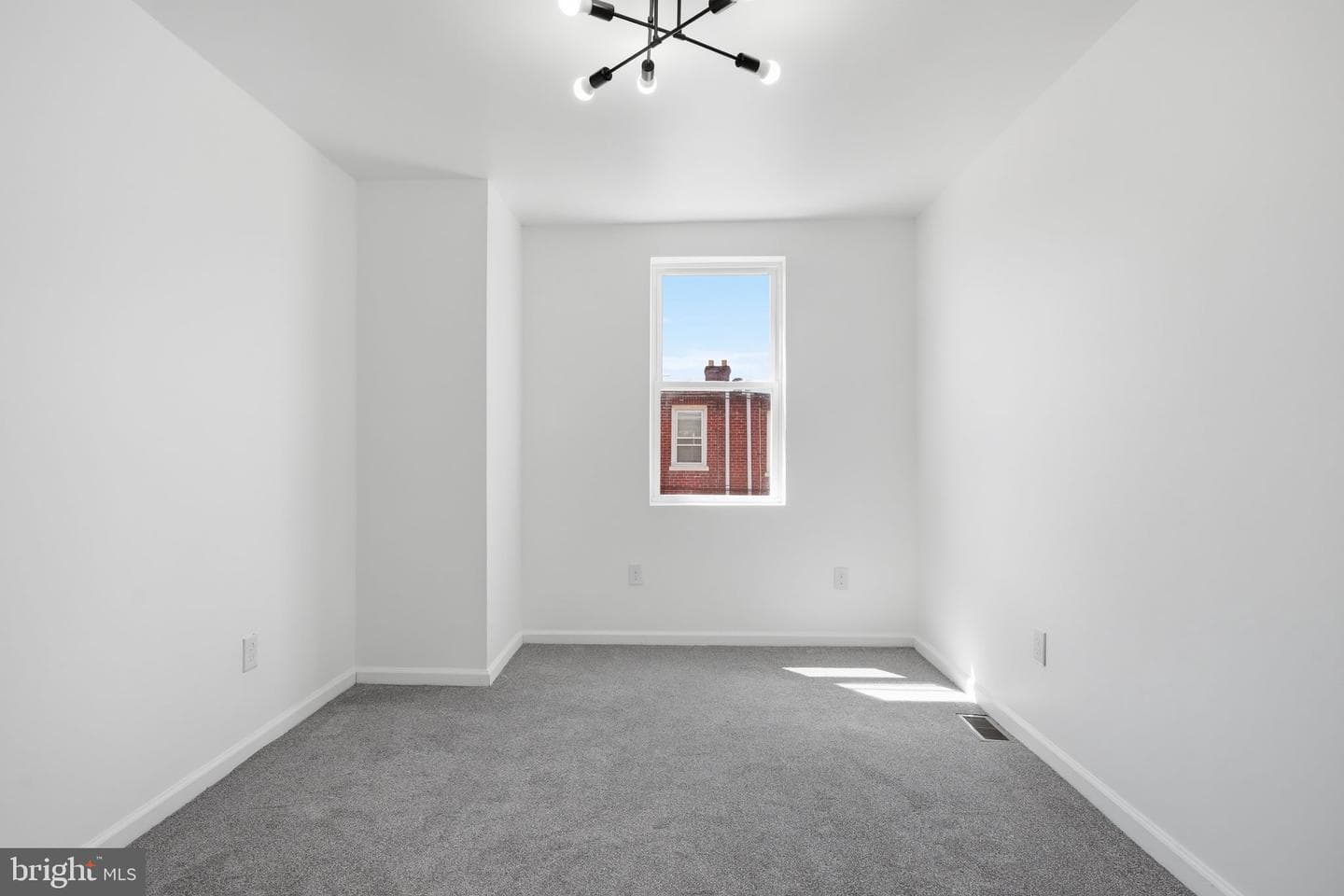 7430 Rugby Street photo 37
