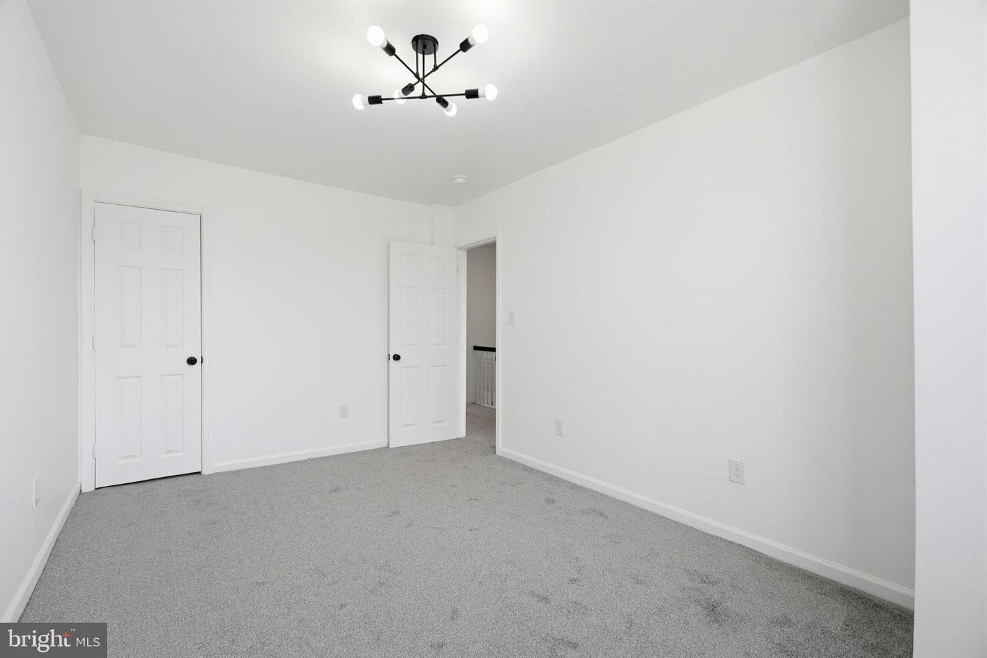 7430 Rugby Street photo 38
