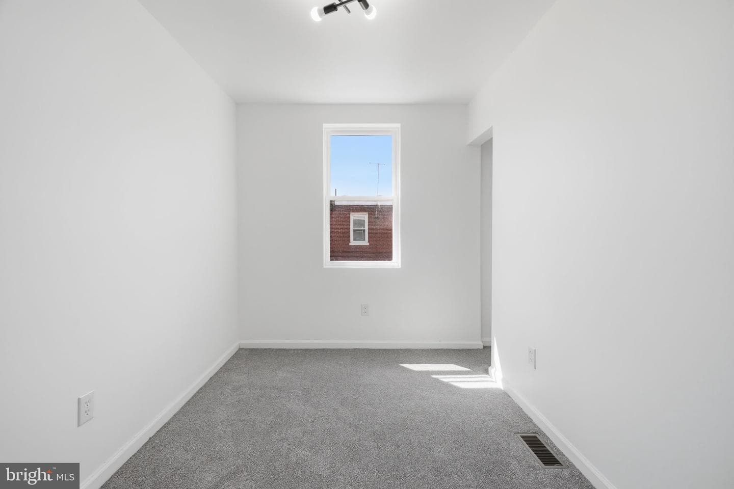7430 Rugby Street photo 39