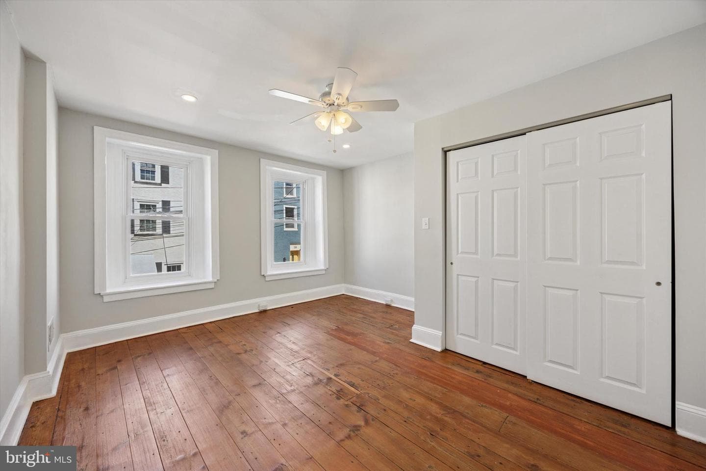 135 East Street photo 14