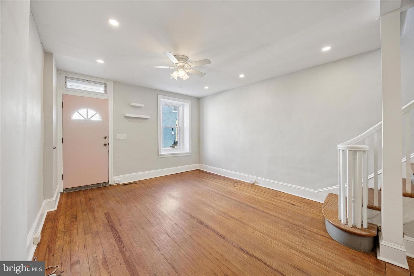 135 East Street photo 4