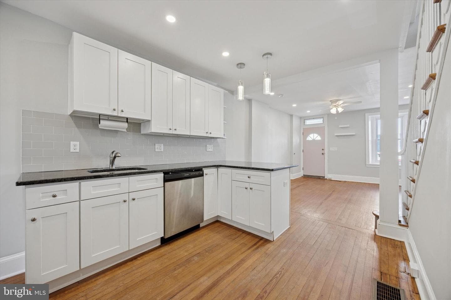 135 East Street photo 6