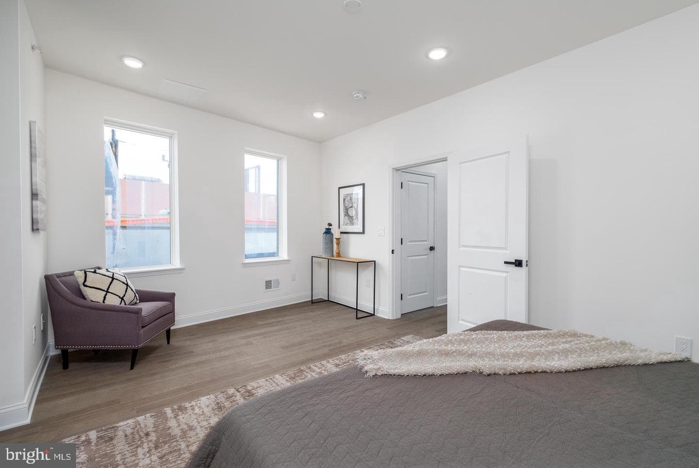 101 Ellsworth Street photo 22