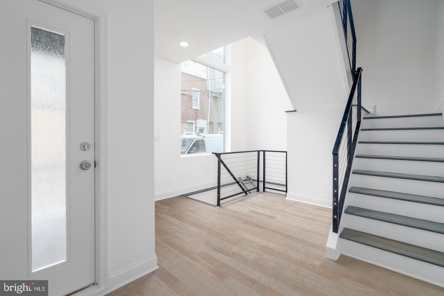 101 Ellsworth Street photo 32