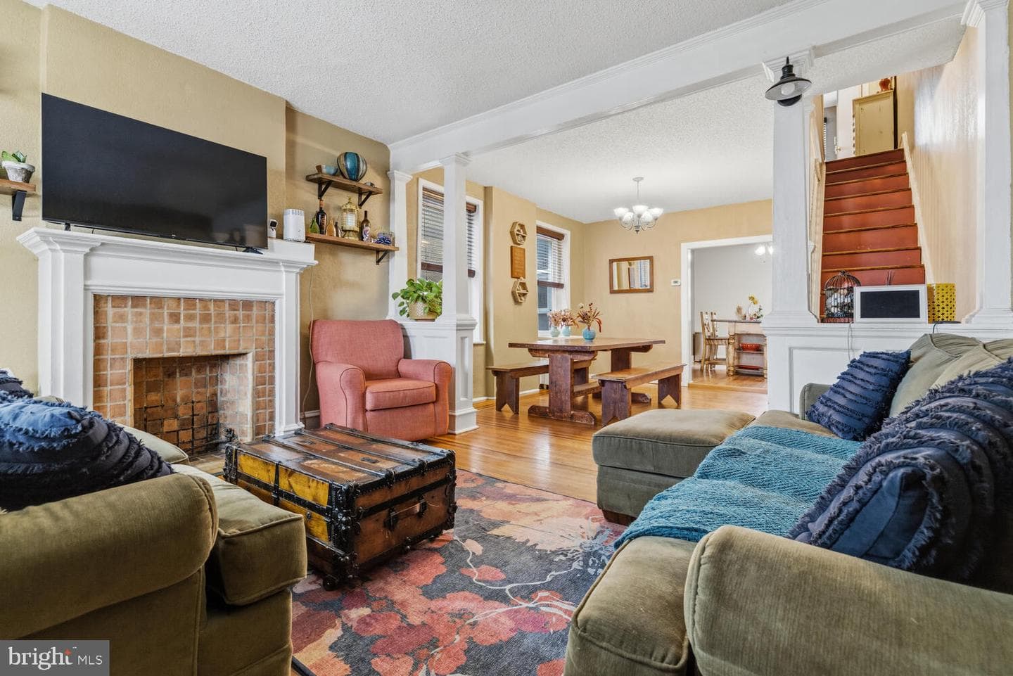 353 W Mount Pleasant Avenue photo 4