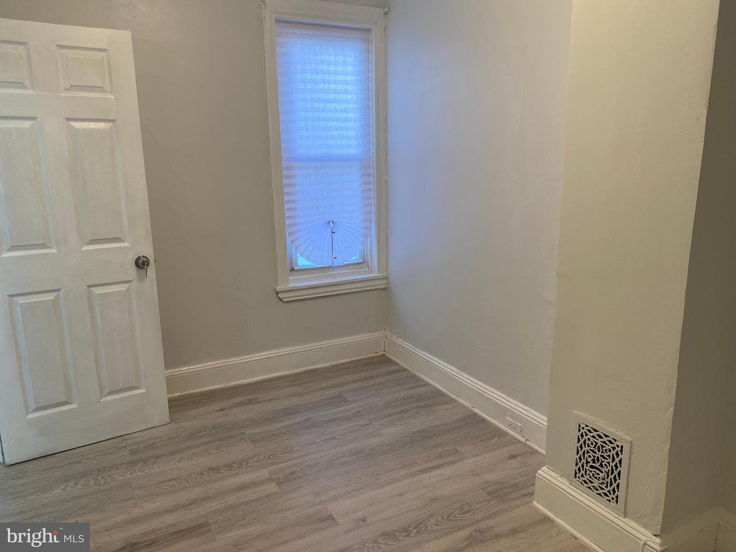 6033 Kershaw Street photo 27