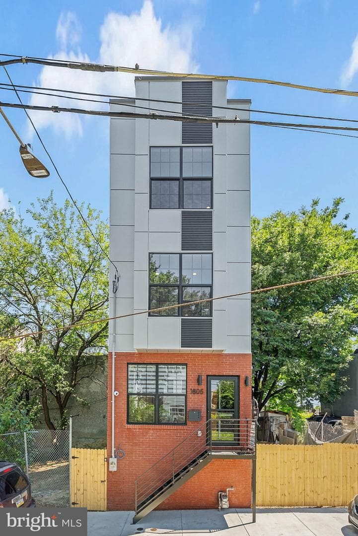 1805 E Oakdale St photo 30