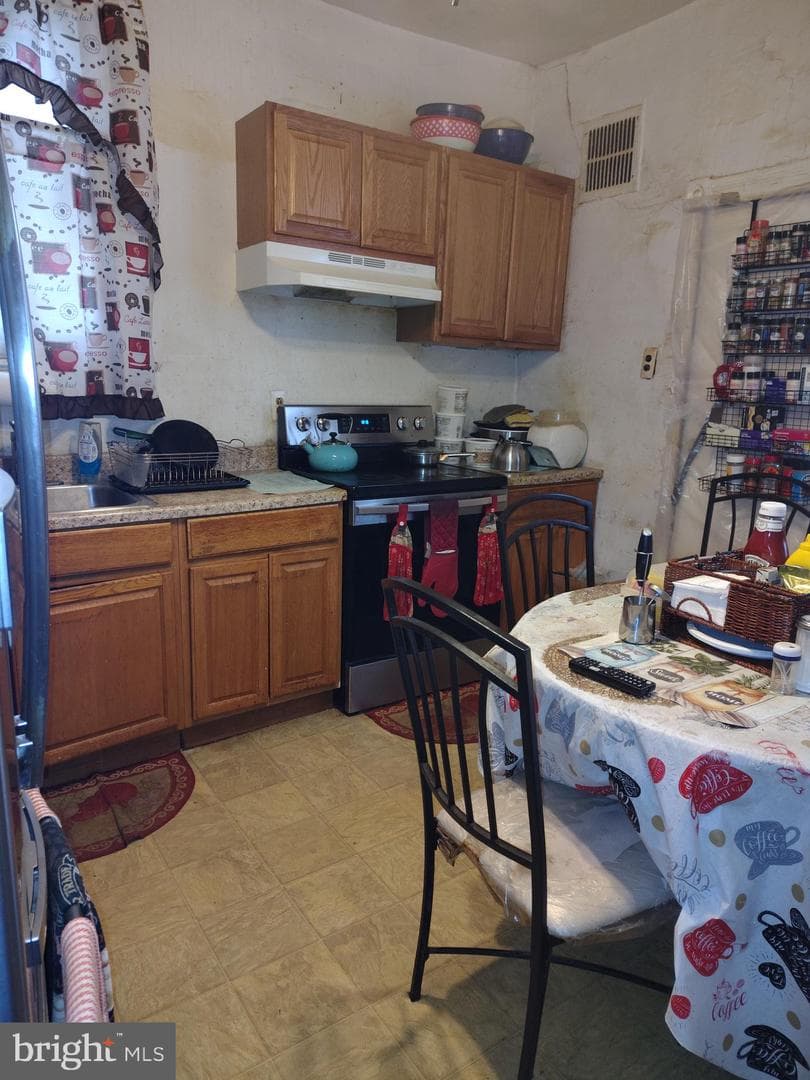 1435 S 58th Street photo 5