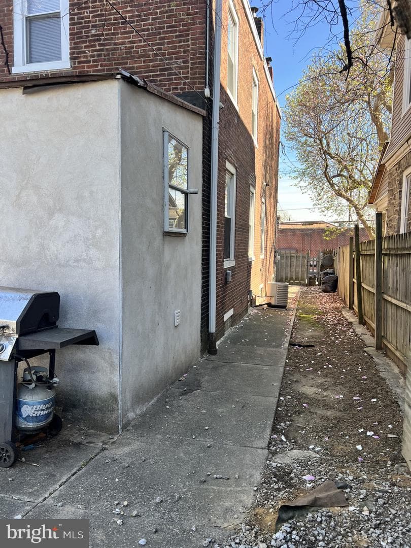 5738 Tulip Street photo 32
