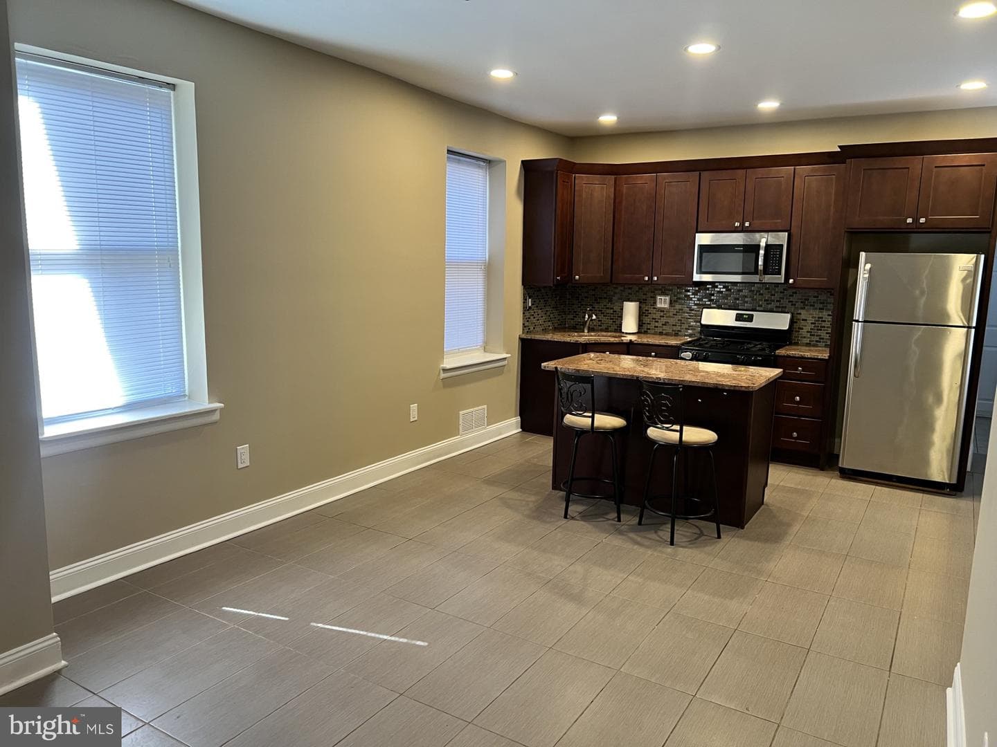 5738 Tulip Street photo 9