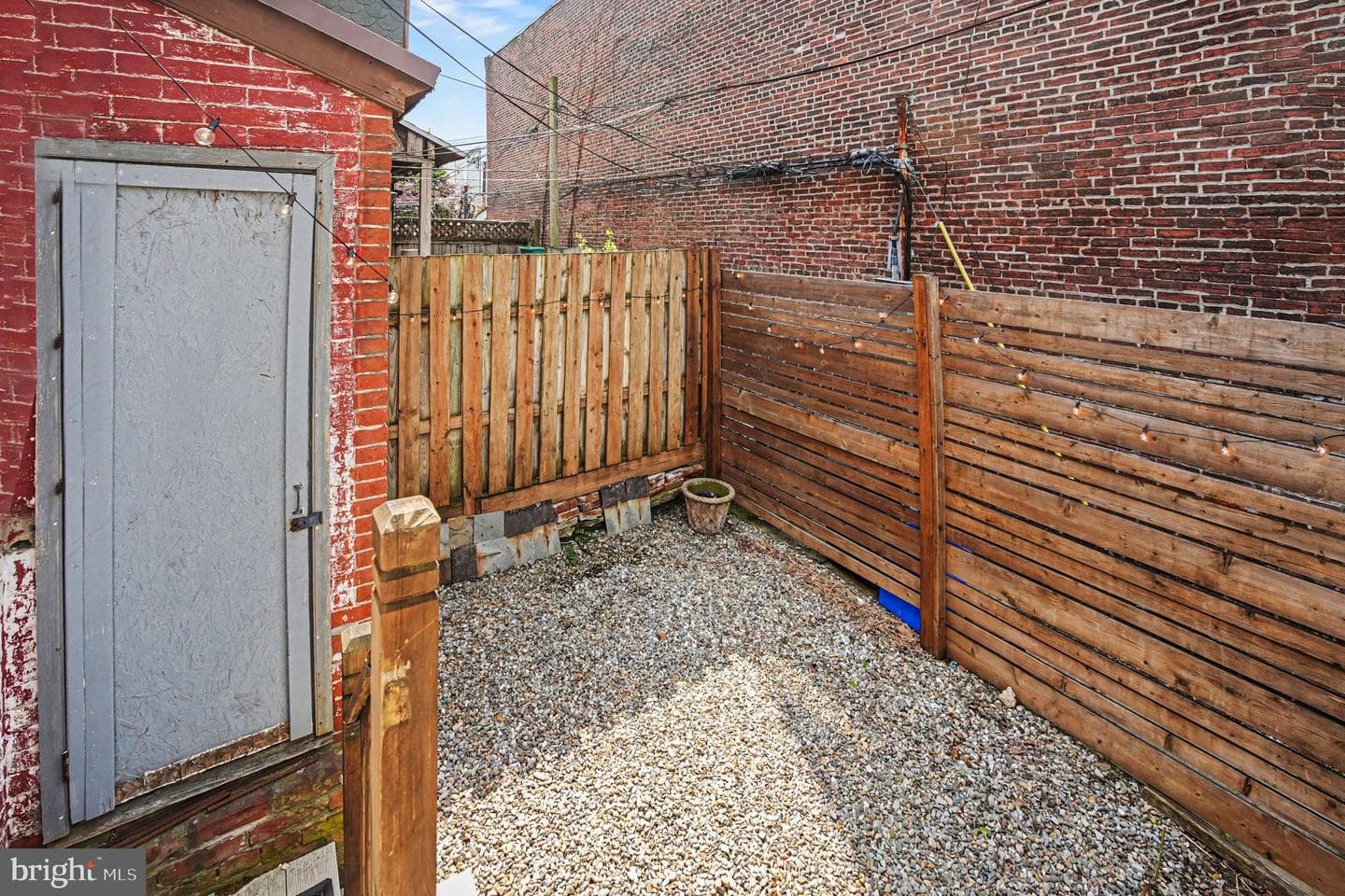 894 N 25th Street photo 38