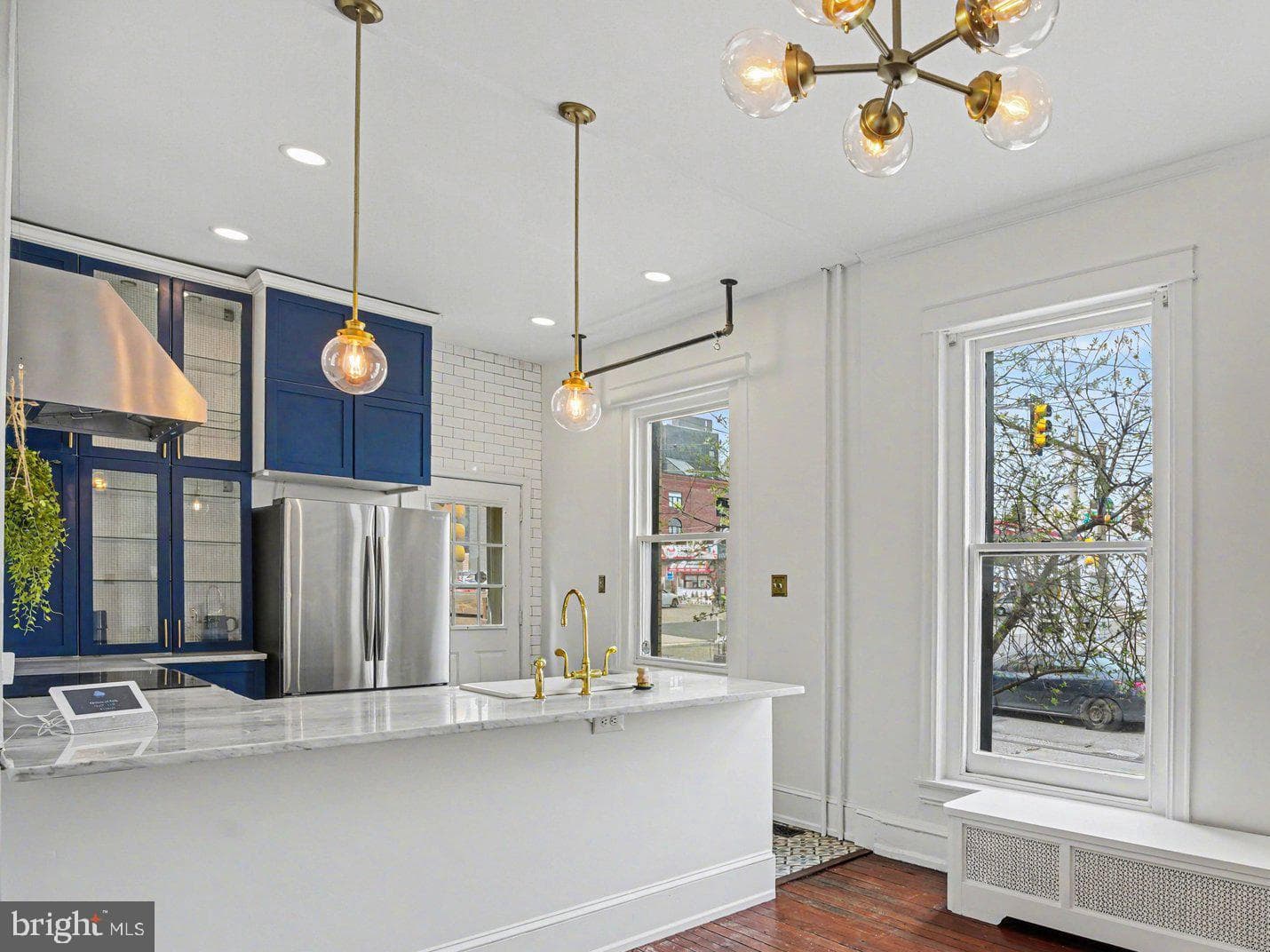 894 N 25th Street photo 5