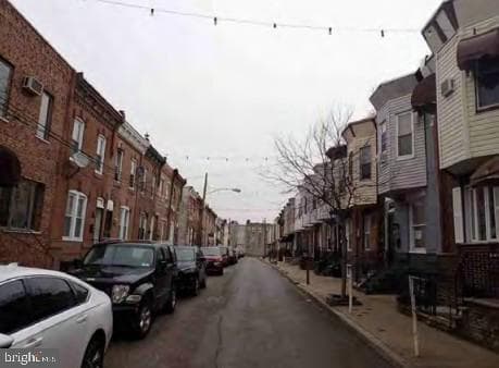 2346 Watkins Street photo 3