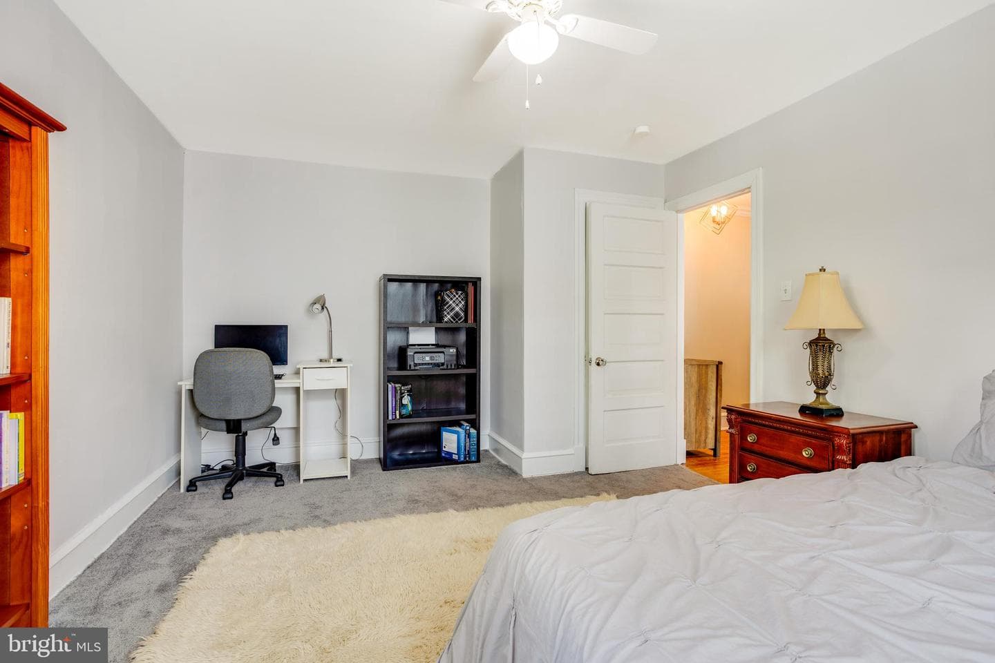 556 Fairthorne Avenue photo 25