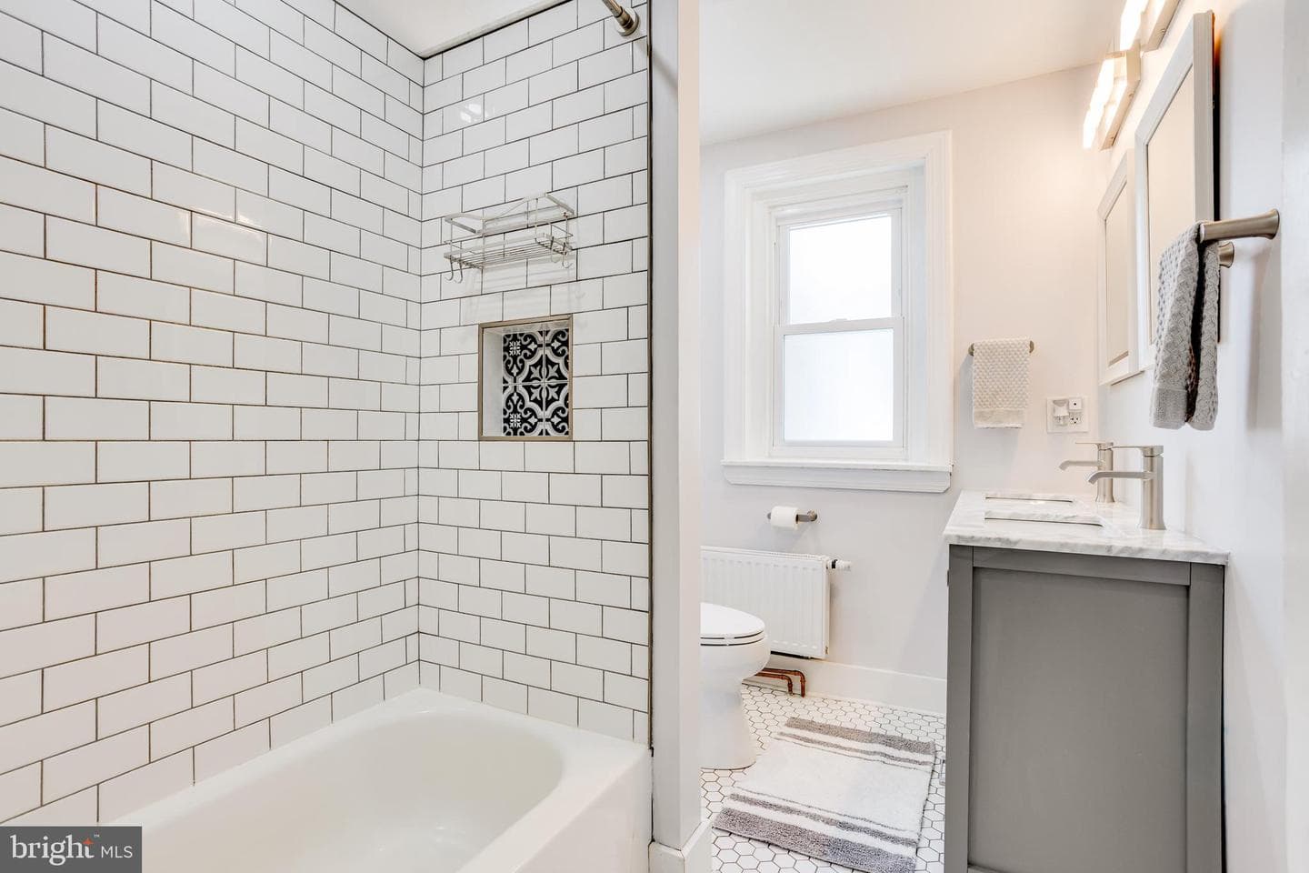 556 Fairthorne Avenue photo 27