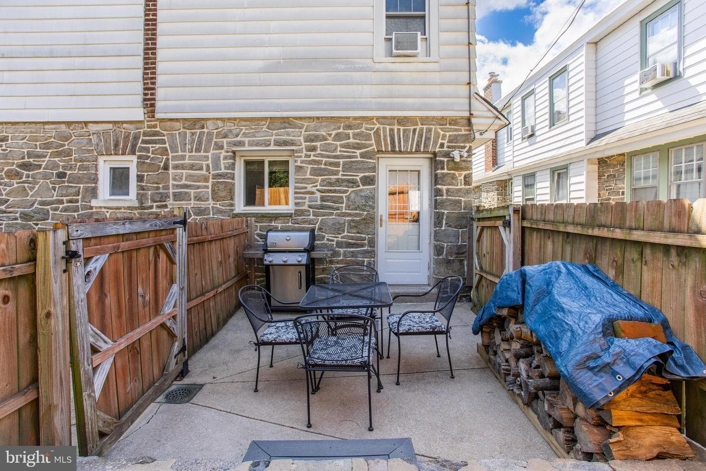 556 Fairthorne Avenue photo 33
