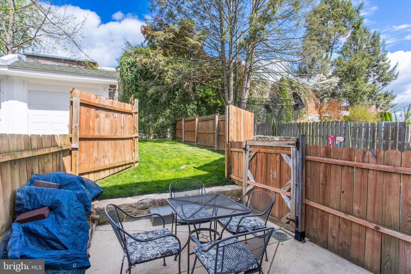 556 Fairthorne Avenue photo 35