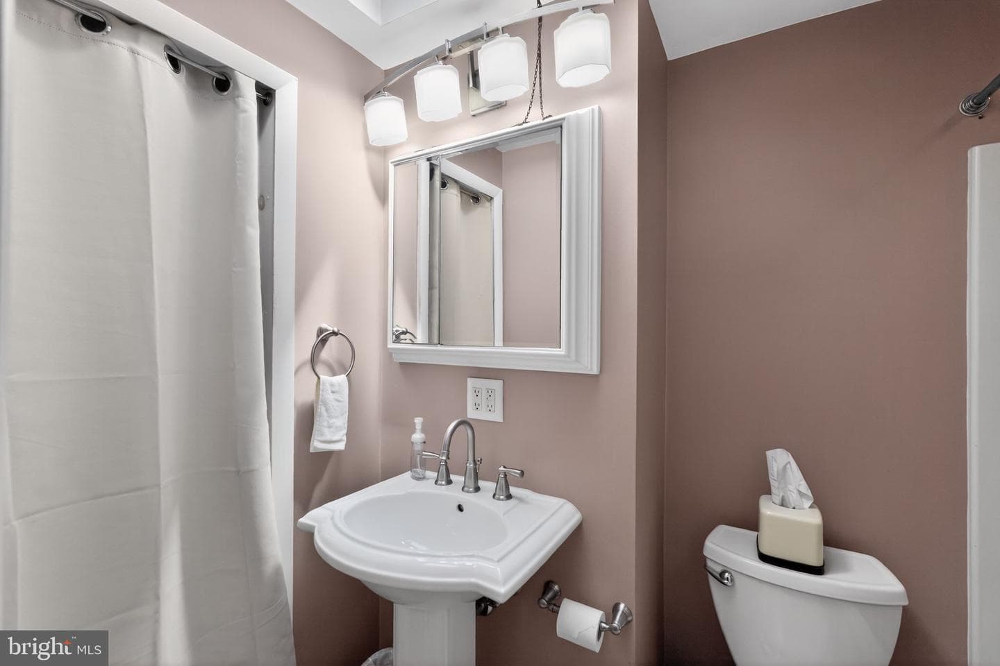 2771 Clayton Street photo 19