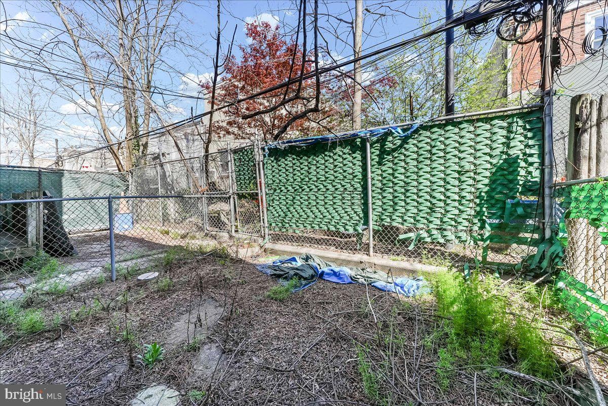 5451 Pine Street photo 31