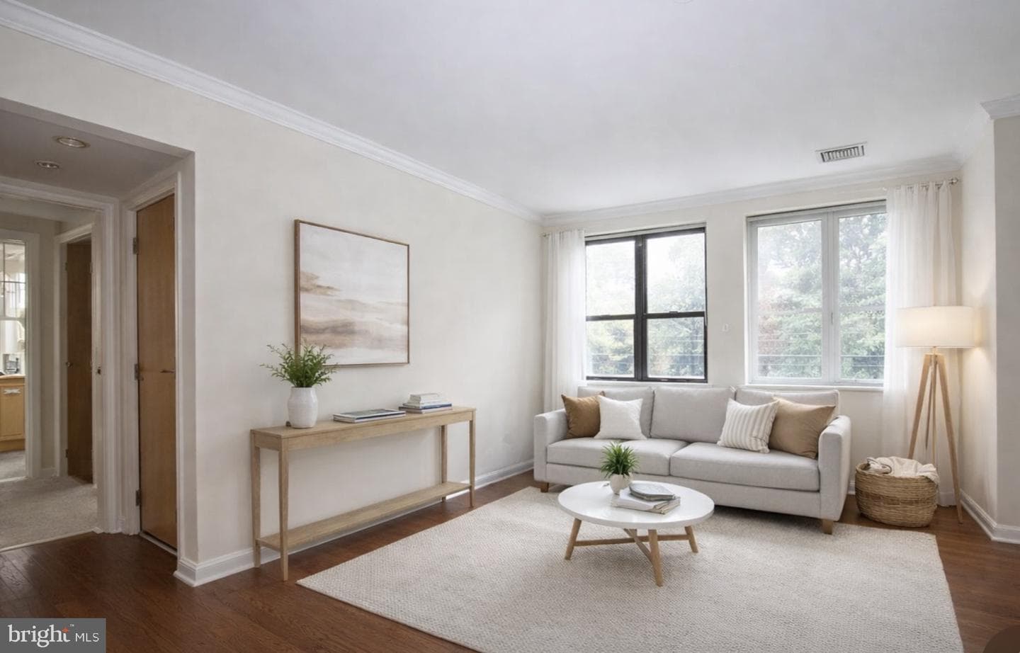 1939 Chestnut Street #2c photo 5