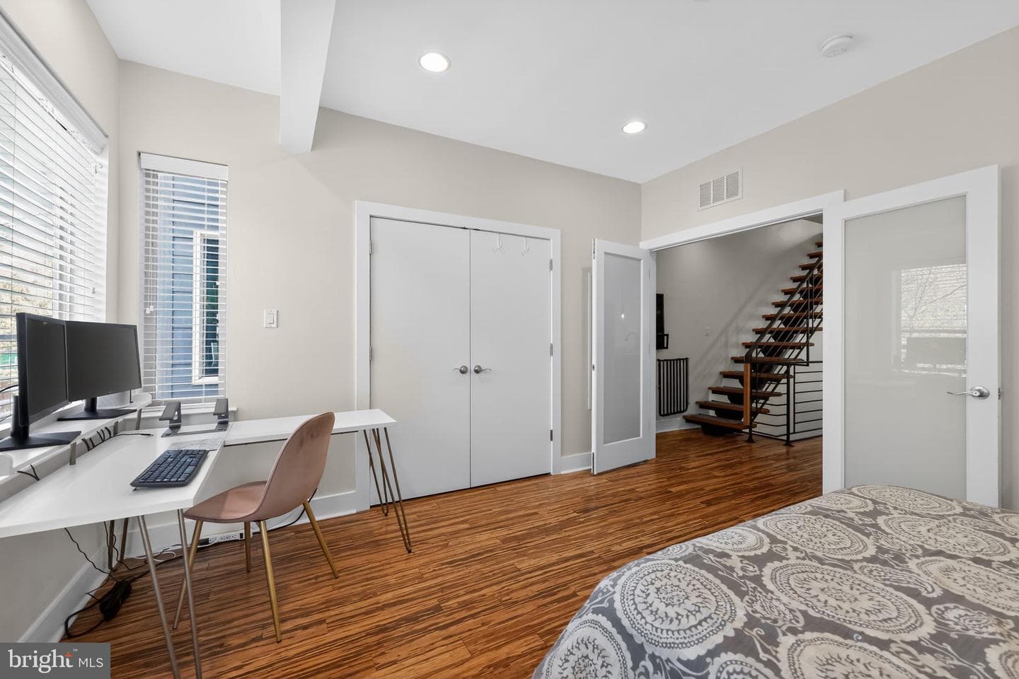 1114 Bainbridge Street #b photo 13