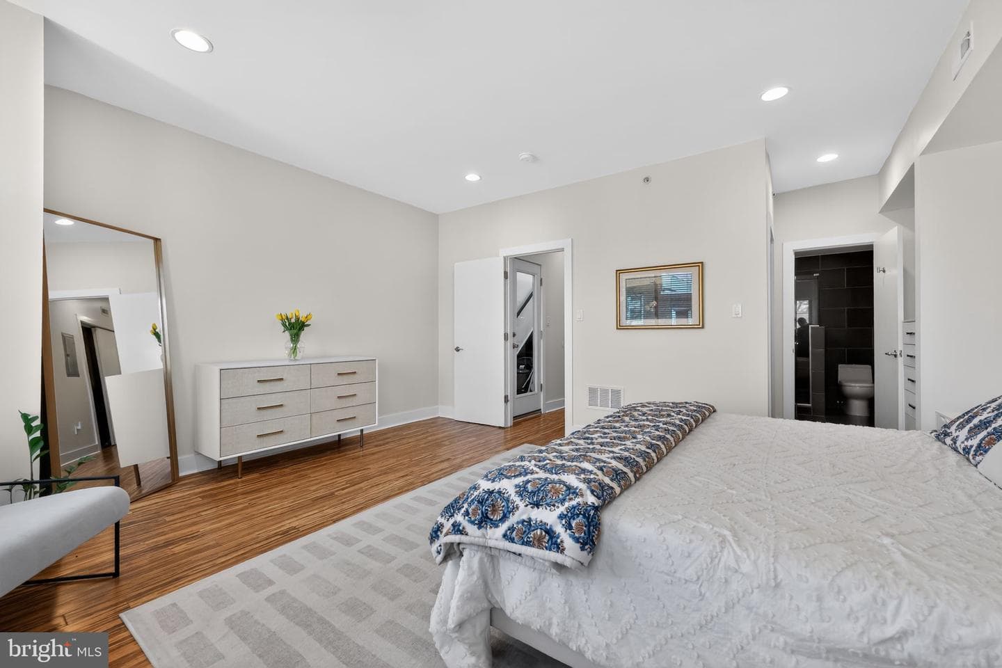 1114 Bainbridge Street #b photo 15